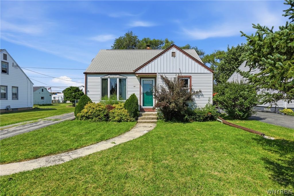 72 Grand Boulevard, Cheektowaga, NY 14225