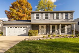302 Carriage Hill Road, Naperville, IL 60565