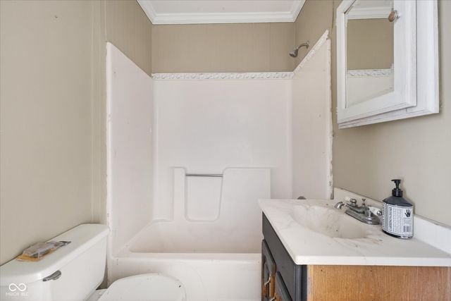 800 N Peru Street, Cicero, IN 46034