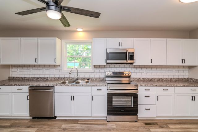 321 E Woodford Street, Lawrenceburg, KY 40342