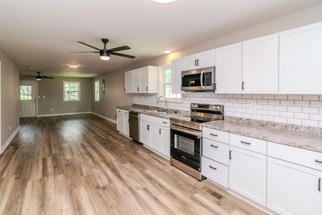 321 E Woodford Street, Lawrenceburg, KY 40342