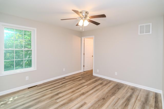 321 E Woodford Street, Lawrenceburg, KY 40342