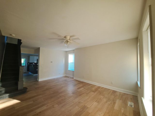 1100 GREEN ST, Norristown, PA 19401
