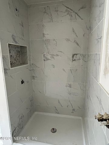 9959 LEM TURNER Road, Jacksonville, FL 32208