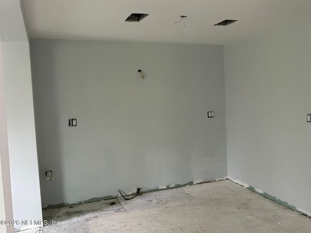 9959 LEM TURNER Road, Jacksonville, FL 32208