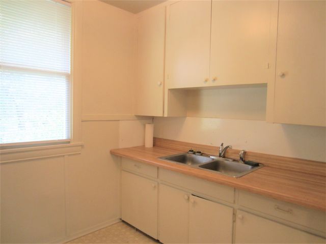 908 Greenlee Street, Denton, TX 76201