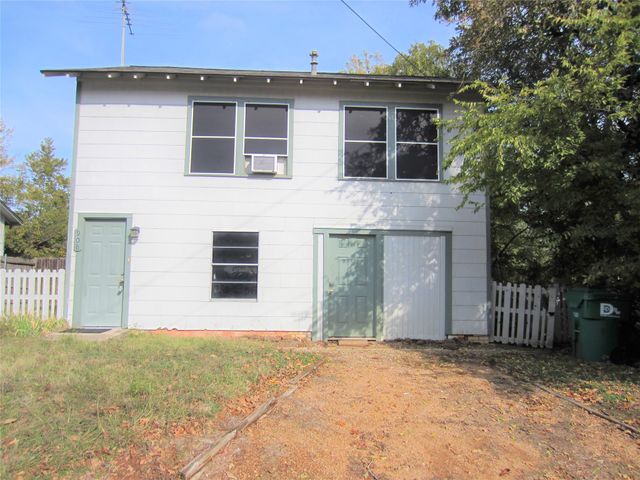 908 Greenlee Street, Denton, TX 76201