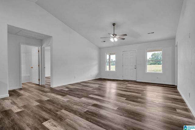 900 COUNTY ROAD 1459, Vinemont, AL 35179