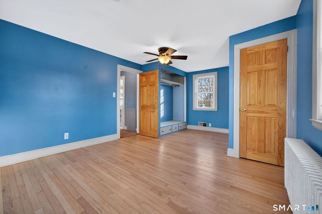 32 Garvan Street, Newington, CT 06111