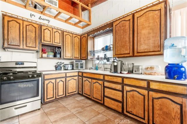 4025 Johnson Street, San Bernardino, CA 92407