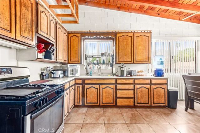 4025 Johnson Street, San Bernardino, CA 92407