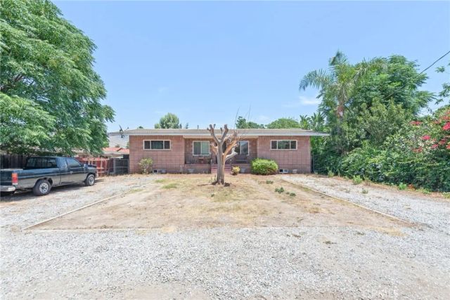 4025 Johnson Street, San Bernardino, CA 92407