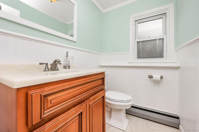 70 Prairie Lane, Lindenhurst, NY 11757