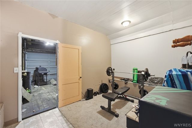 759 North Division Street S, Buffalo, NY 14210