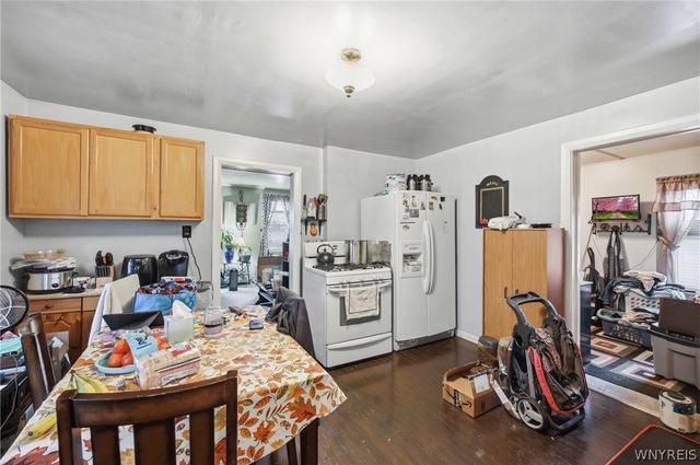 759 North Division Street S, Buffalo, NY 14210