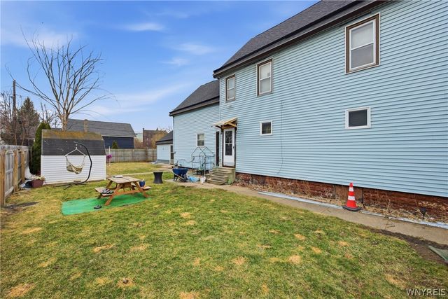 759 North Division Street S, Buffalo, NY 14210