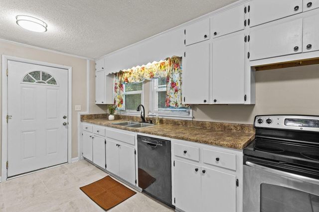 118 Alpine Drive, Rossville, GA 30741