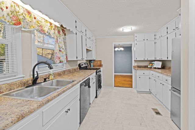 118 Alpine Drive, Rossville, GA 30741