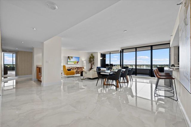 100 Lakeshore Drive 1154, North Palm Beach, FL 33408