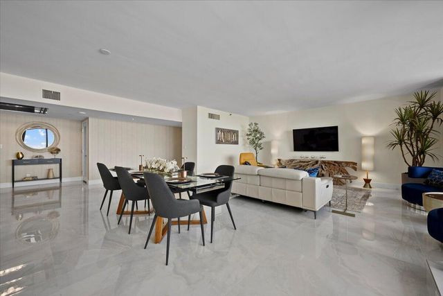 100 Lakeshore Drive 1154, North Palm Beach, FL 33408