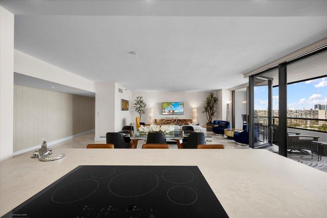 100 Lakeshore Drive 1154, North Palm Beach, FL 33408