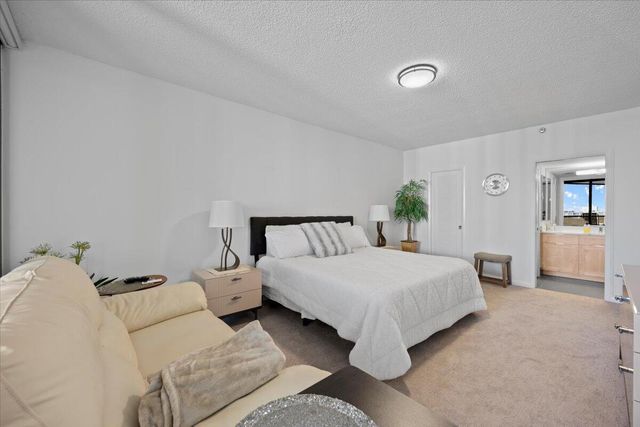 100 Lakeshore Drive 1154, North Palm Beach, FL 33408