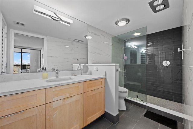 100 Lakeshore Drive 1154, North Palm Beach, FL 33408