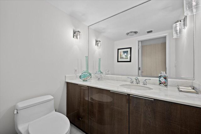 100 Lakeshore Drive 1154, North Palm Beach, FL 33408