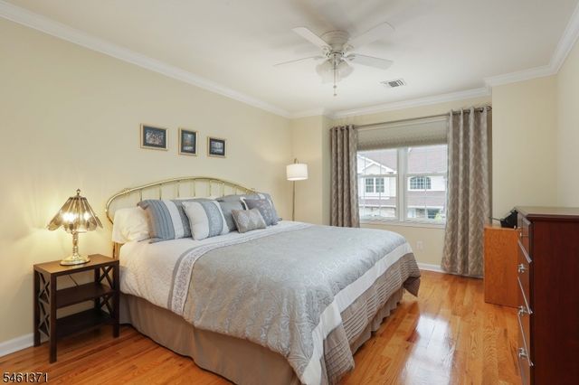 6 Harvey Ct, Clark Twp., NJ 07066