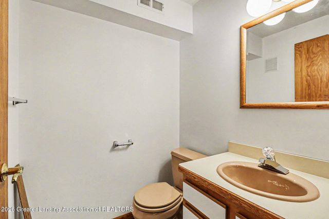 4151 Meadowdale Drive, Williamston, MI 48895