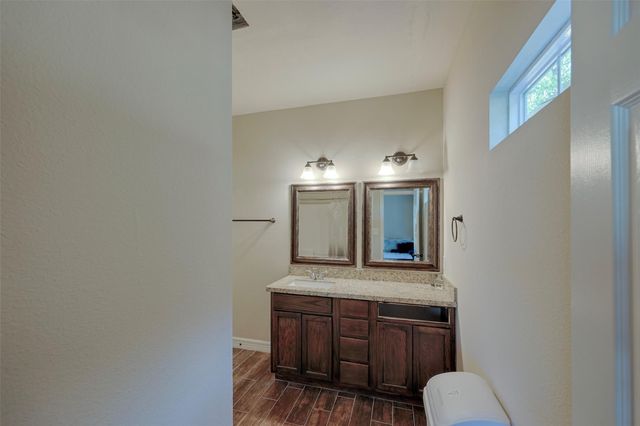 1122 Detroit Street, College Station, TX 77840