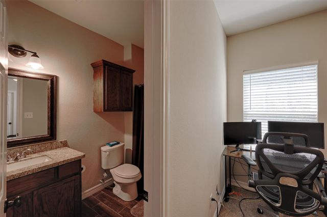 1122 Detroit Street, College Station, TX 77840