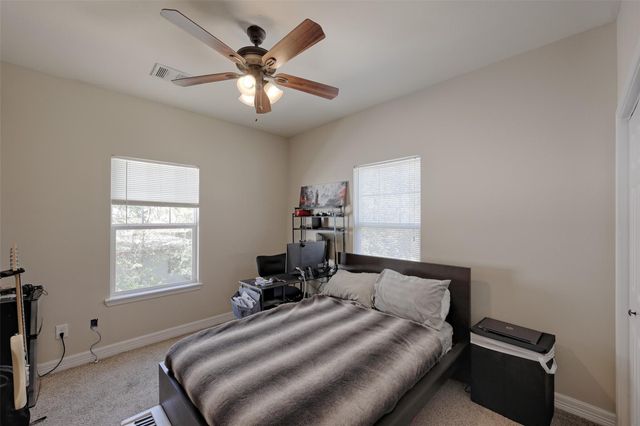 1122 Detroit Street, College Station, TX 77840