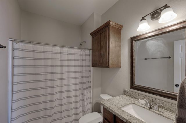 1122 Detroit Street, College Station, TX 77840