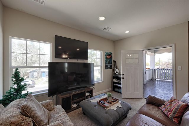 1122 Detroit Street, College Station, TX 77840