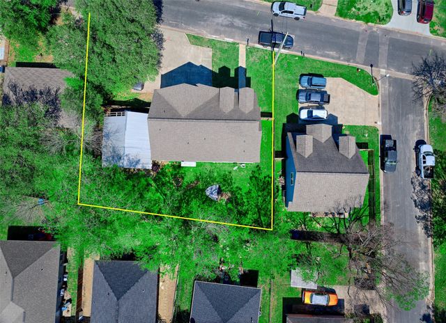 1122 Detroit Street, College Station, TX 77840