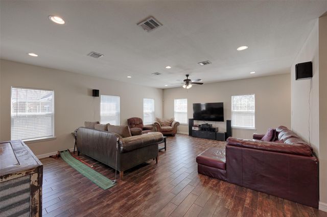 1122 Detroit Street, College Station, TX 77840