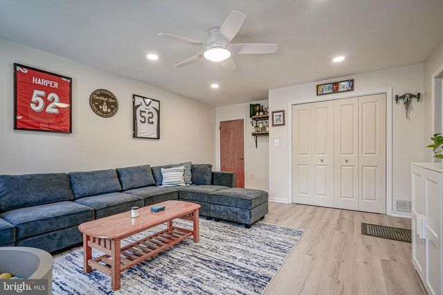 21 N GRAND ST, Hammonton, NJ 08037