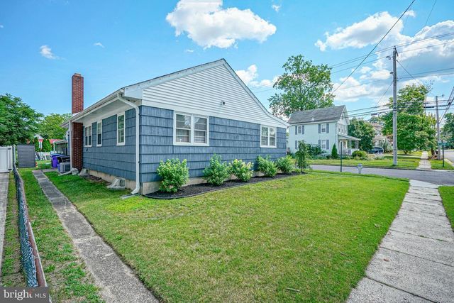 21 N GRAND ST, Hammonton, NJ 08037