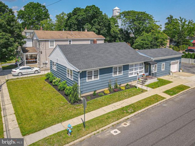 21 N GRAND ST, Hammonton, NJ 08037