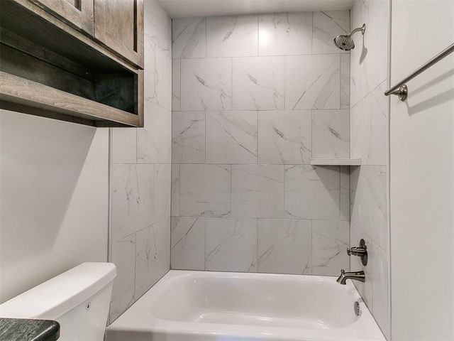 479 Grand Sycamore Drive, Washington, OK 73093