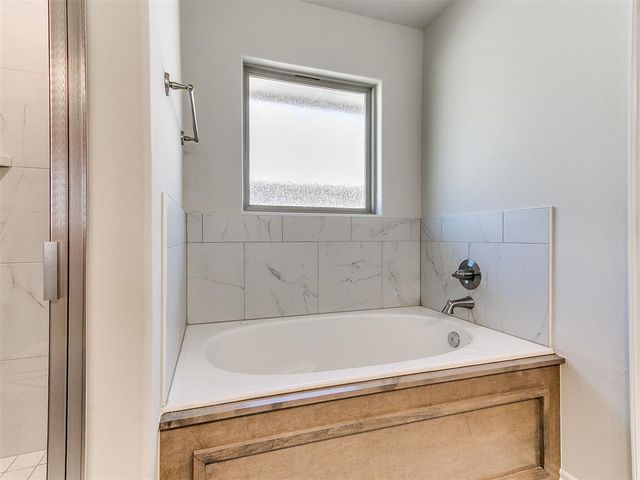 479 Grand Sycamore Drive, Washington, OK 73093