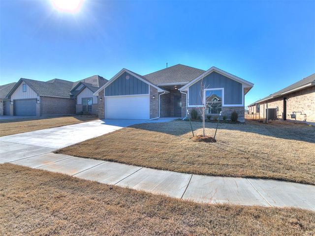 479 Grand Sycamore Drive, Washington, OK 73093