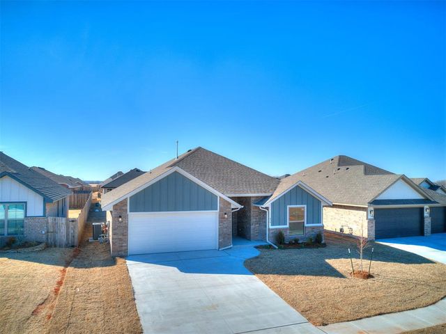 479 Grand Sycamore Drive, Washington, OK 73093