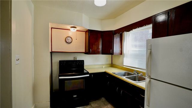 1644 Ordinance Ave, Dormont, PA 15216