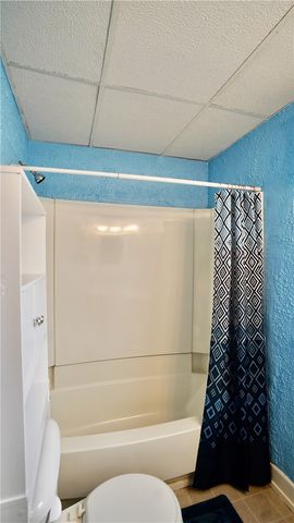 1644 Ordinance Ave, Dormont, PA 15216