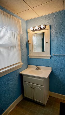 1644 Ordinance Ave, Dormont, PA 15216