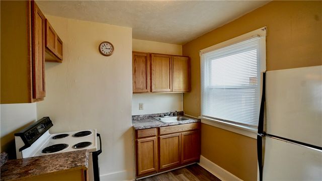 1644 Ordinance Ave, Dormont, PA 15216
