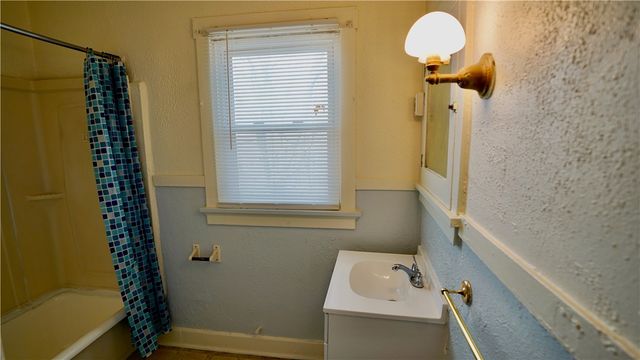 1644 Ordinance Ave, Dormont, PA 15216