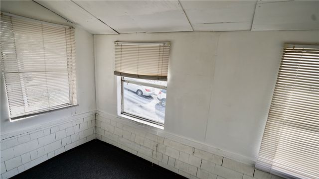 1644 Ordinance Ave, Dormont, PA 15216